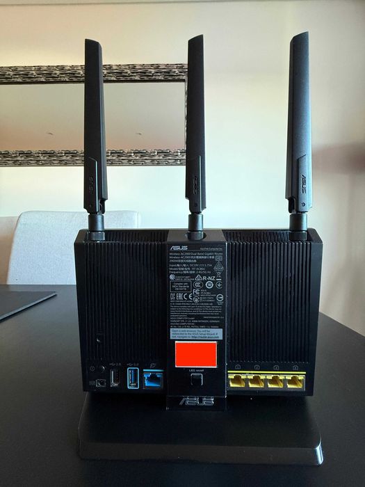 Router ASUS AiMesh C2900 RT-AC86U