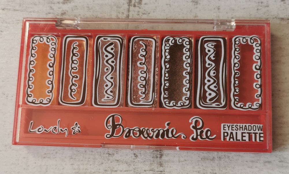 Lovely Brownie pie paletka cieni