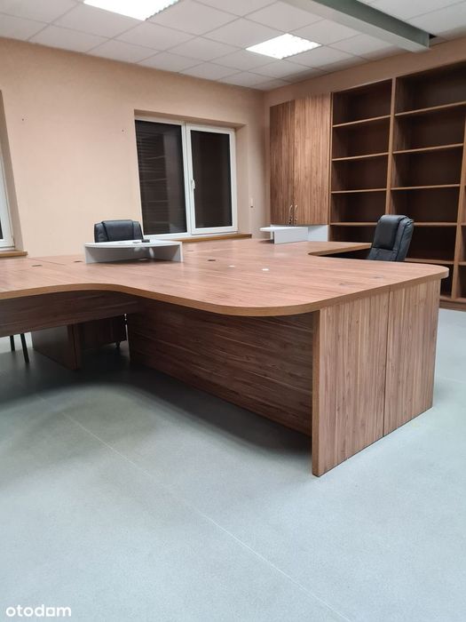 Biura hale place manewrowe parkingi samochodowe