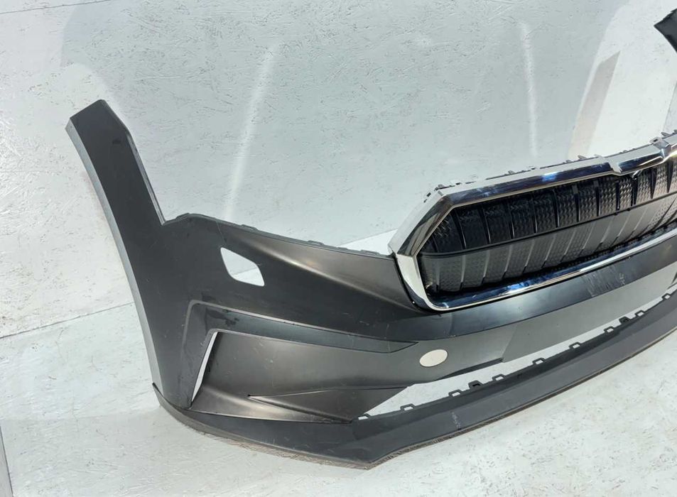 SKODA ENYAQ 4 бампер перід 2020-2025