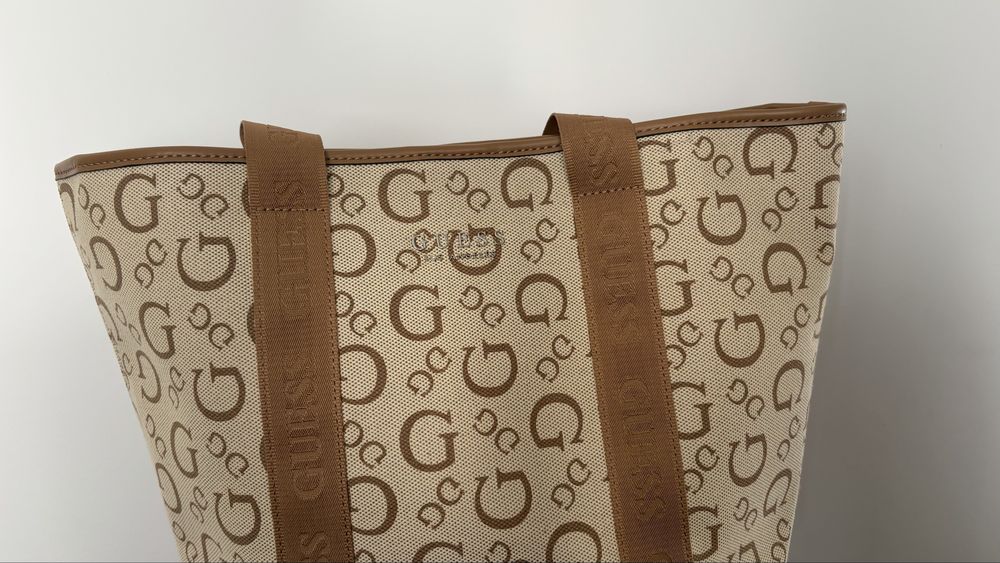Torebka Guess'a