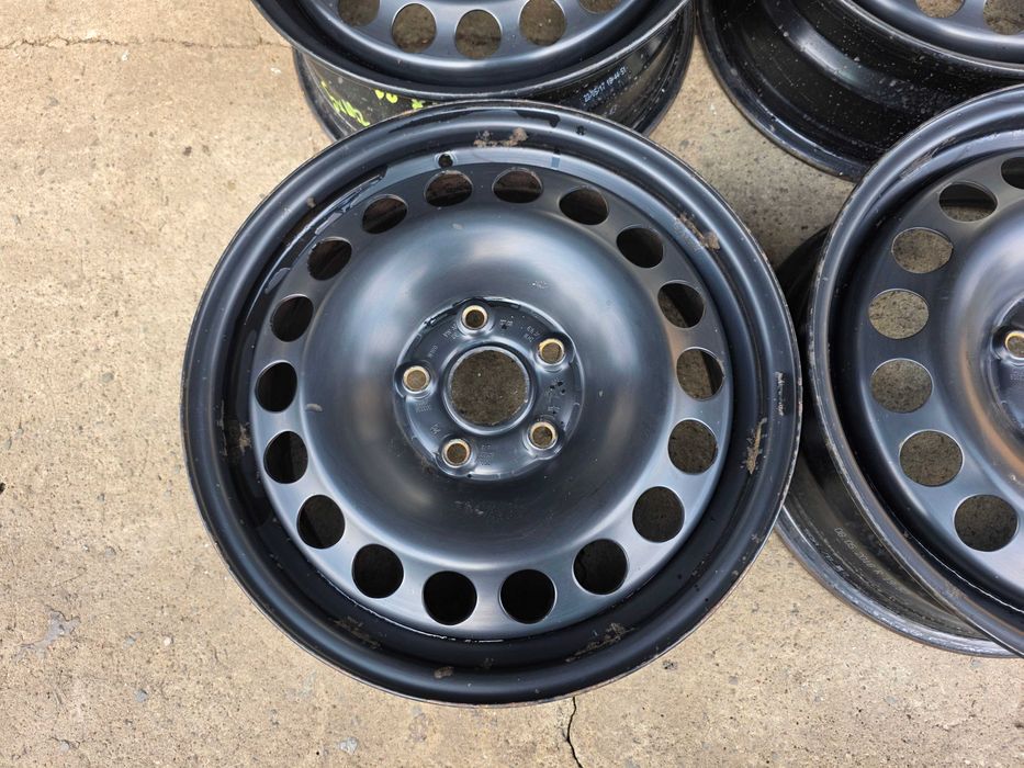 Oryginalne felgi stalowe VW AG 16" 5x112x57,1 ET 48 Golf VII A3 Leon