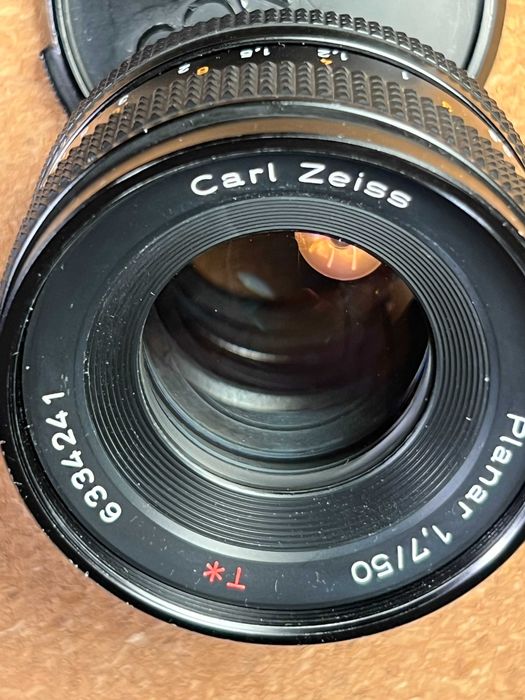 Contax Carl Zeiss Planar 50mm f/1.7
