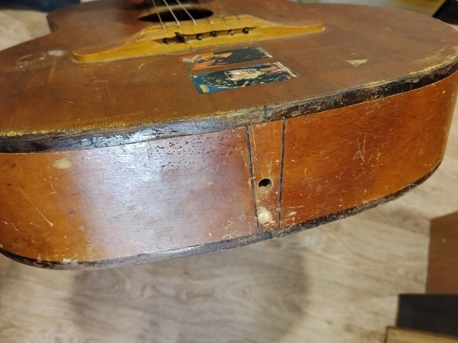 Гитара СССР.под ремонт.