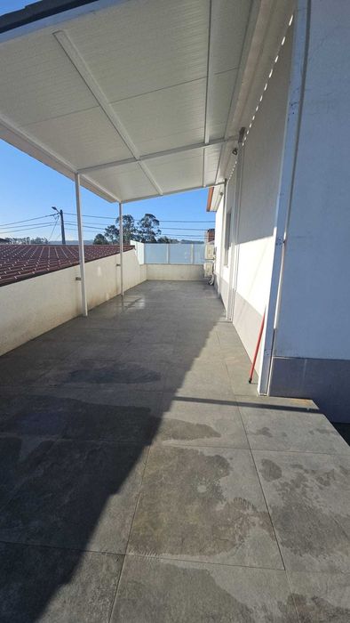 Andar moradia T3 para arrendar em Lobão/ SMFeira