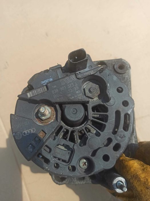 Alternator Vw Golf Passat b5 Audi a4 b6 b7 A6 C5 1.9 TDI AWX 90A