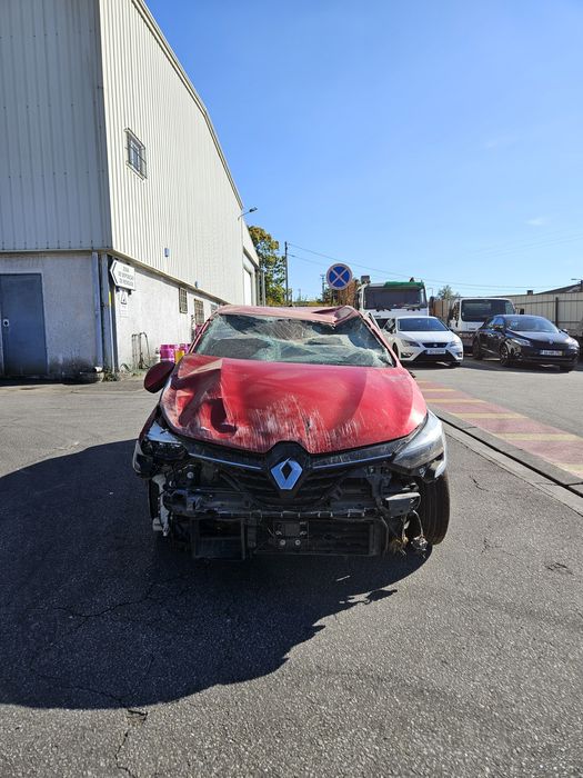 Renault Clio V 1.5 Blue DCi de 2020 para peças