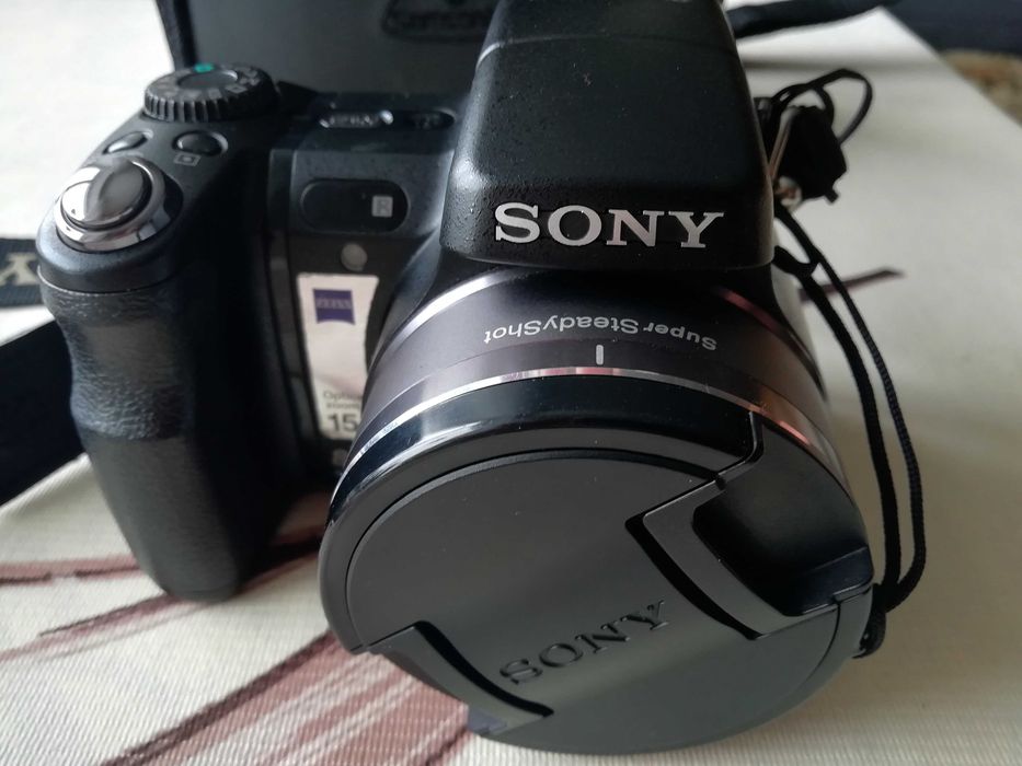 Фотоапарат Sony DSC-H9