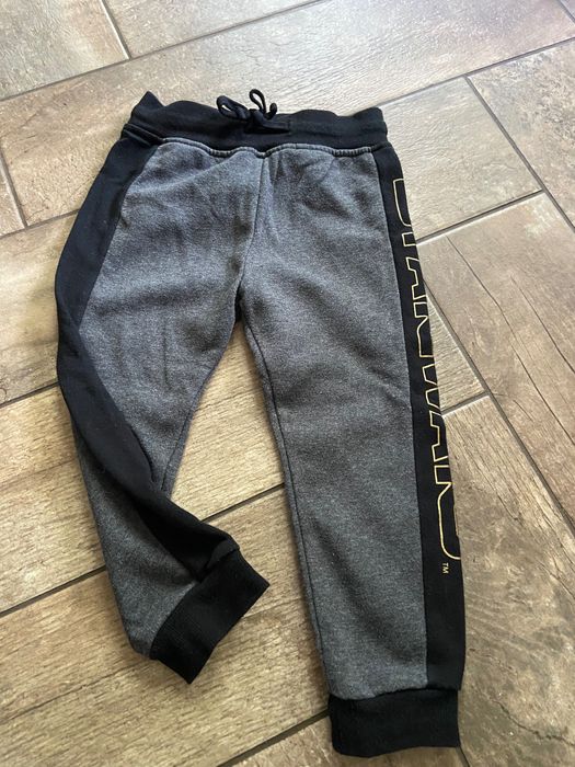 Spodnie dresowe chłopięce Star Wars H&M rozmiar 98 cm