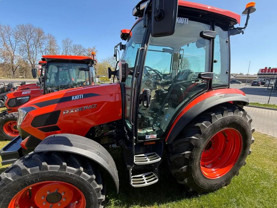 Kioti RX8040 PRO  Ciągnik Rolniczy KIOTI RX8040PC PRO | 74 KM | Power Shuttle | Klima
