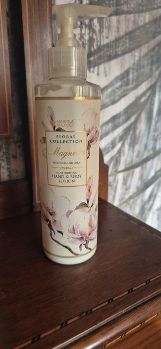 Balsam do rąk i ciała Marks & Spencer