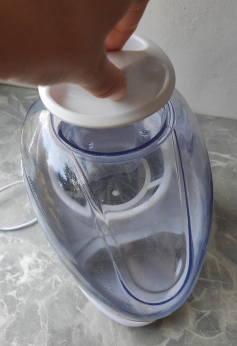 Продам соковыжималка центробежная Crystal Europlus CR-301

 350w