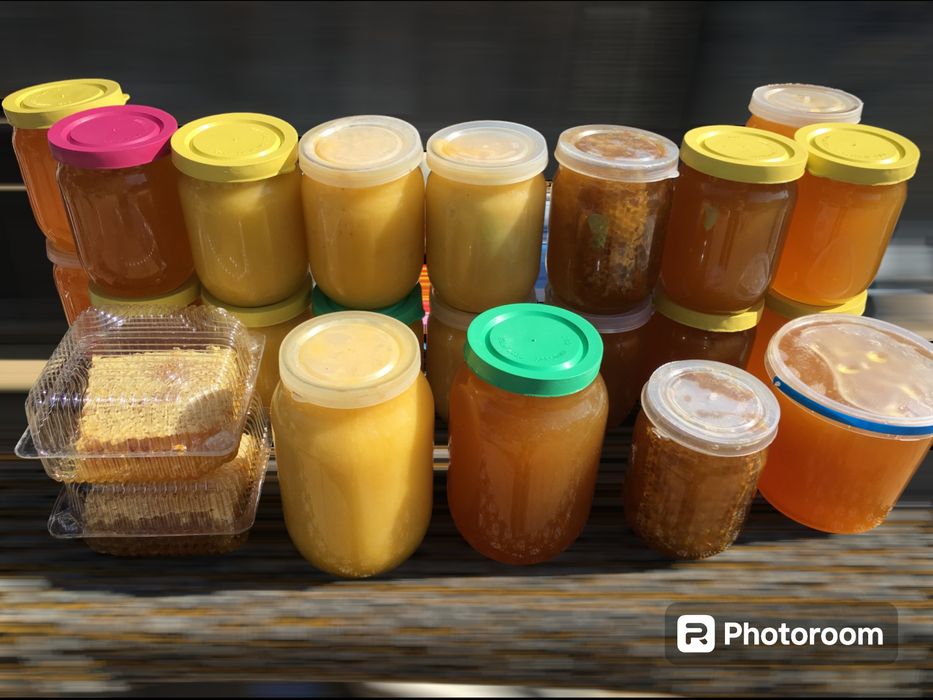 Мед натуральний.