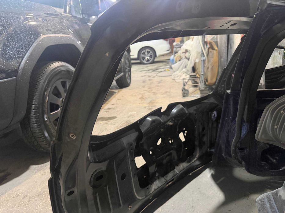 Кришка багажника (ляда) Renault Duster 1 (2010-2017) під відновлення / фарбування