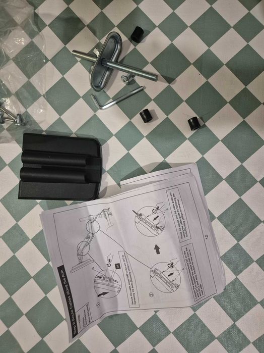 Suporte para monitor de braço articulado