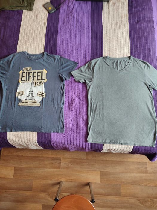 Футболки чоловічі різних розмірів - від велика до мала.