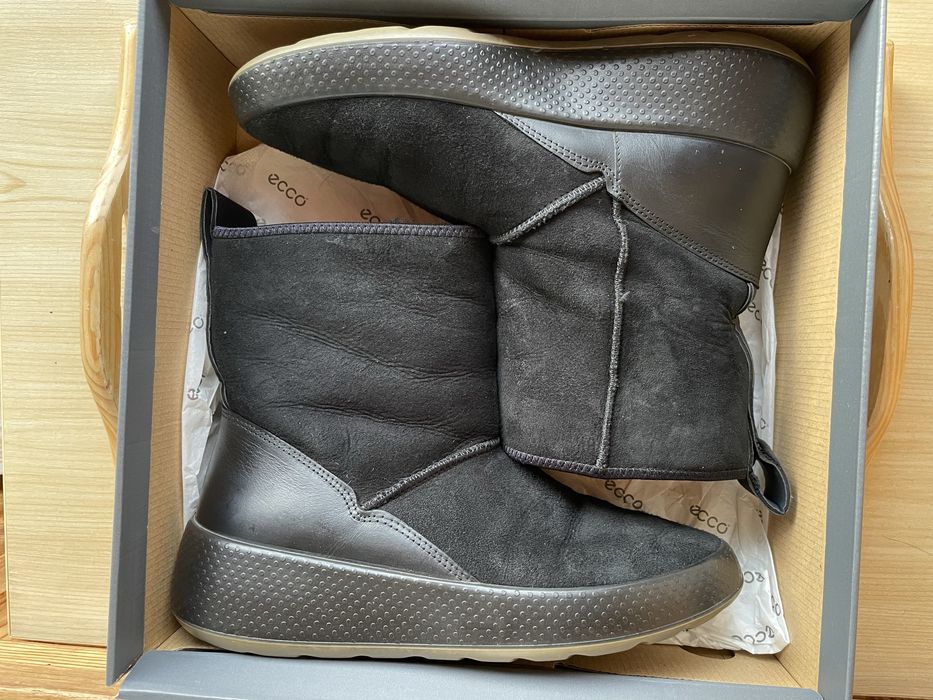Замшеві черевики Ecco