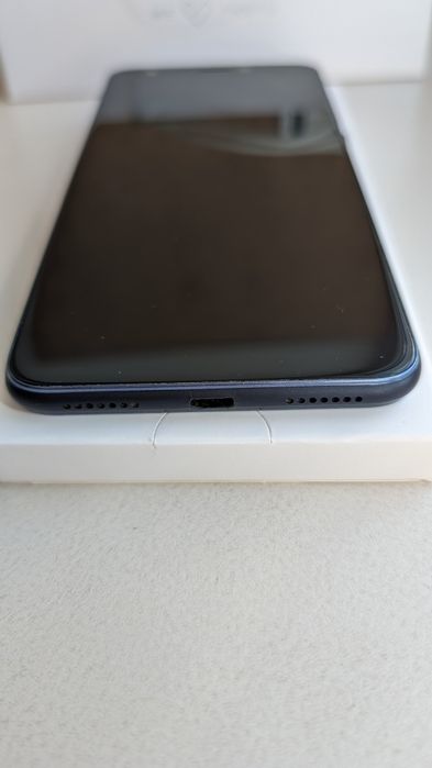 Смартфон Asus ZenFone 5 Lite