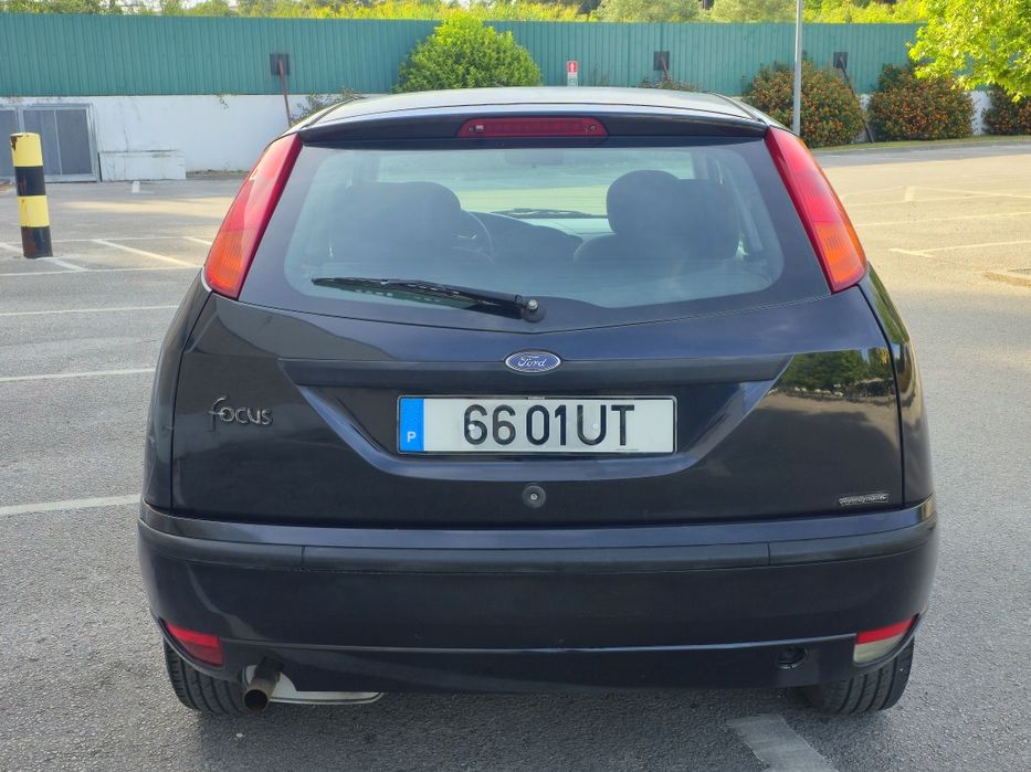 Ford Focus 1.4 gasolina ano 2003