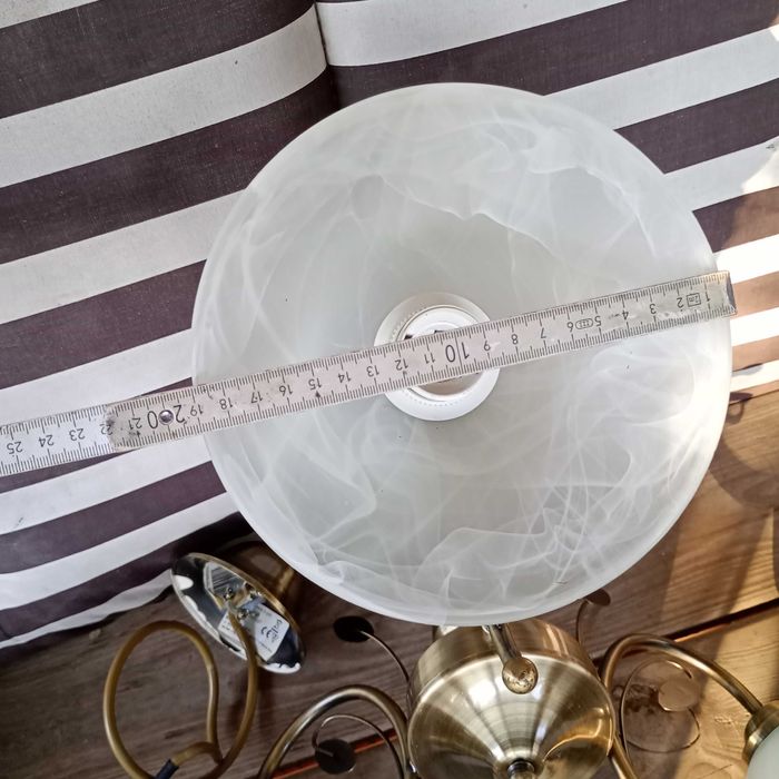 Lampa do pokoju, 3 szklane klosze