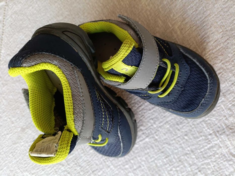 Buty quechua rozmiar 24