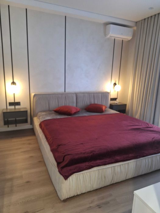 Продаж Без комiсii 1 кв-ри, з Авторським ремонтом, ЖК Нова Англiя,вул.Максимовича 26 Д