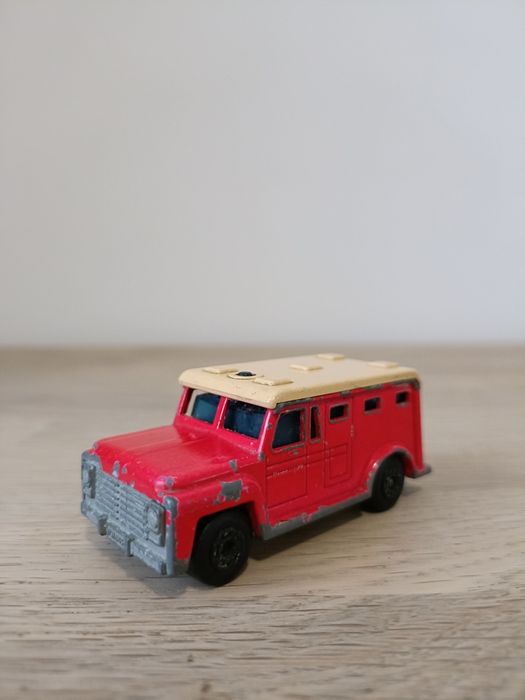 Sprzedam resorak Matchbox Furgonetka