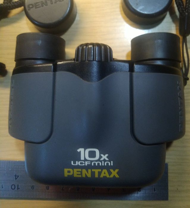 Binóculos Nikon e Pentax