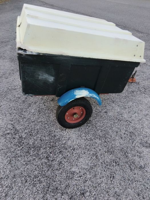 Vendo reboque de fibra