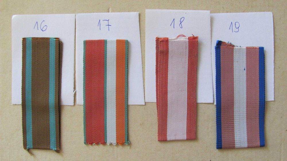 Wstążki do odznaczeń Polski