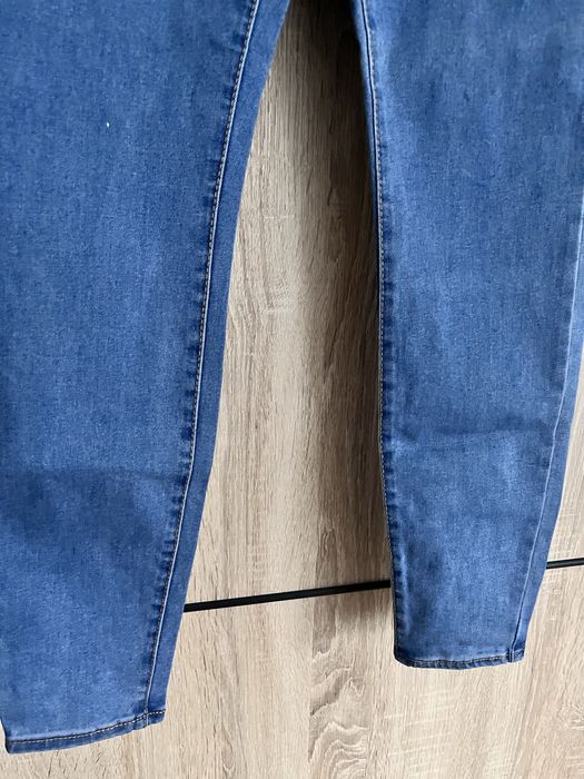 Spodnie jeansowe Primark r.L