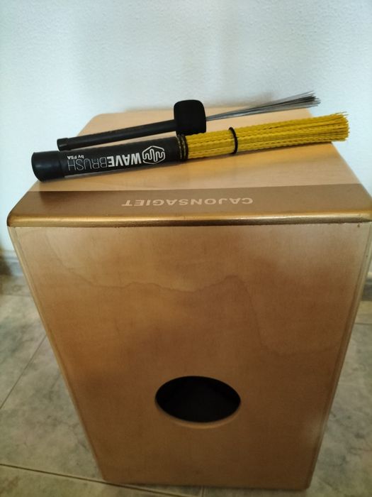 Cajón sagiet encomendado por artesão & vassouras - Ideal para estilo samba e jazz