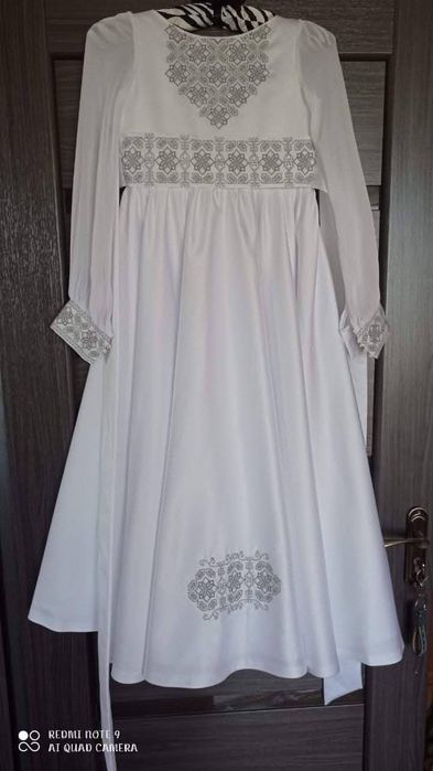 Плаття до причастя