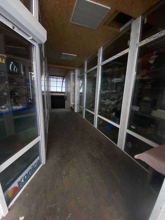 РИНОК 10м2 Здам ПРОХІДНЕ приміщення з Панорамою за НАЙКРАЩОЮ Ціною