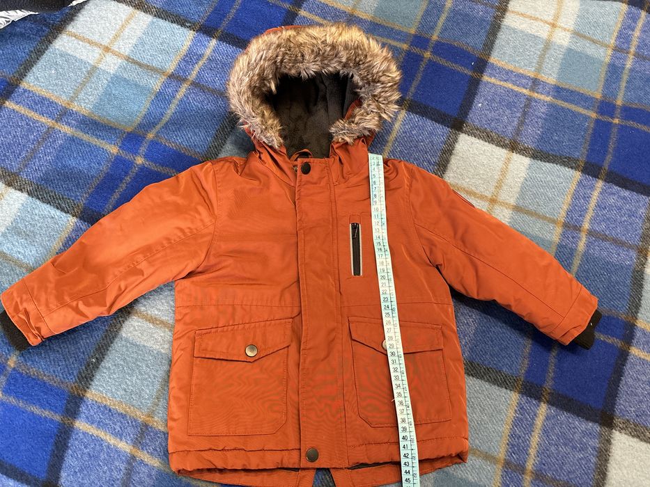 Зимова куртка на 1,5-2 роки