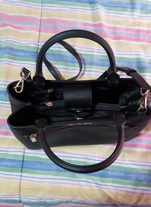 Mala Michael Kors Preta Couro Original/Hailee Medium Snatchel