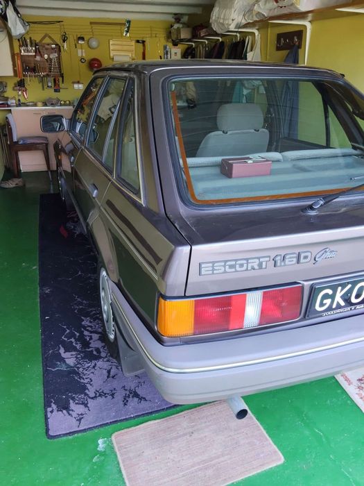 Ford Escort