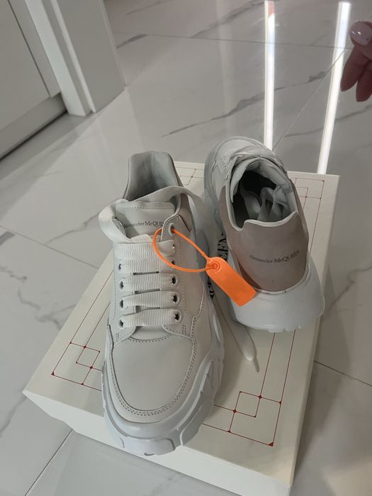 Buty sneakersy alexander mcqueen oryginalne 37 białe róż