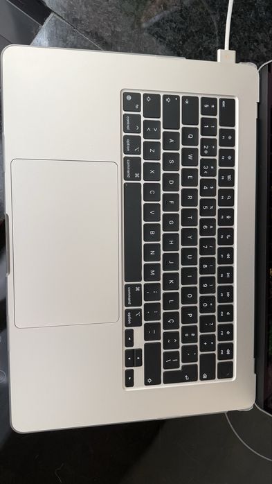 MacBook Air 15.3" M3  com garantia