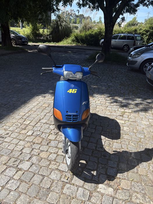 Piaggio zip.