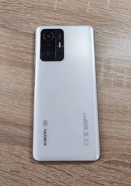 Xiaomi 11t в отличном.