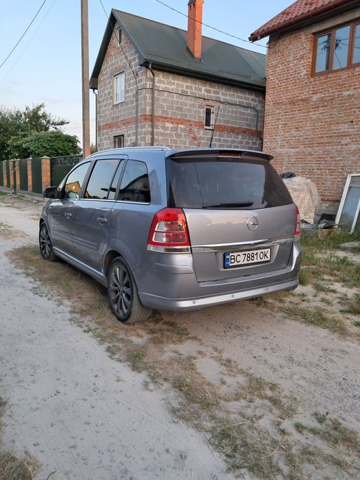 Opel Zafira 2011р.