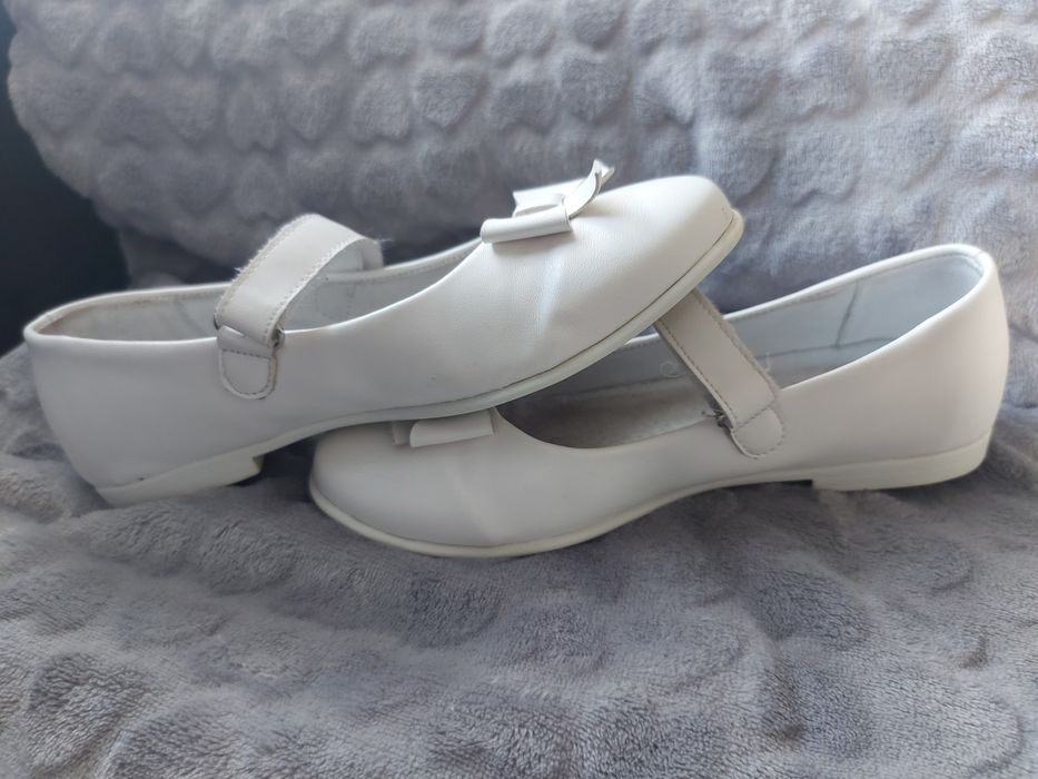 Buty, balerinki Kornecki, komunia rozmiar 33