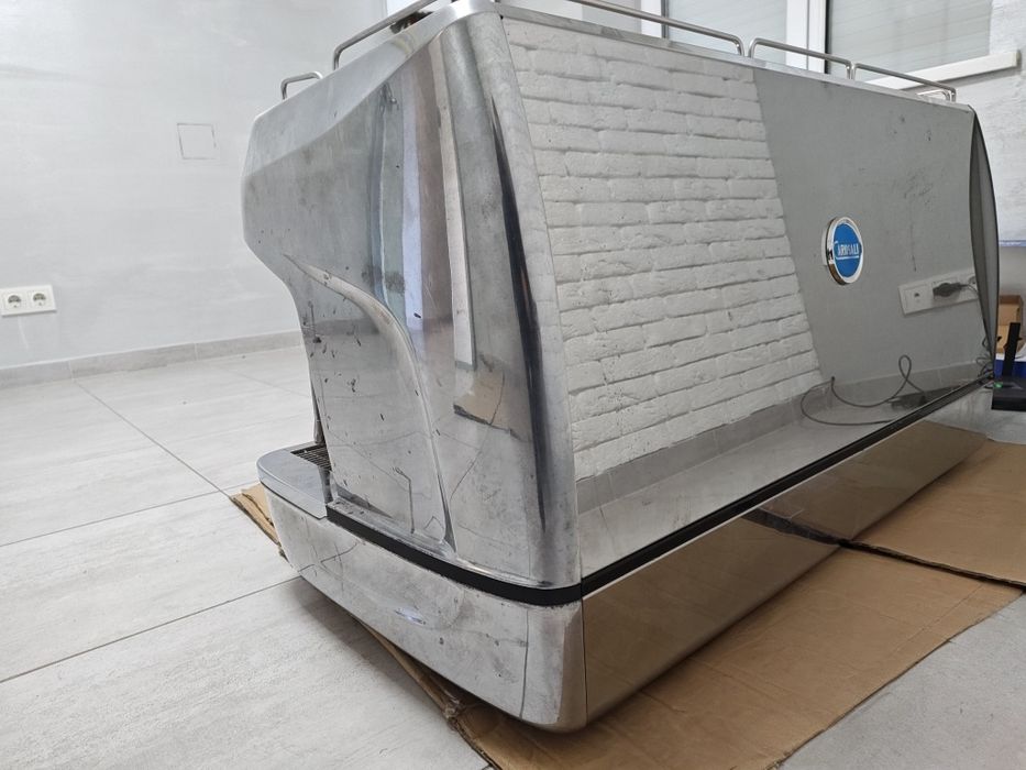 Carimali Diva Pro — професійна італійська кавомашина