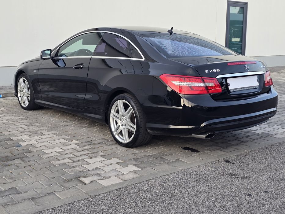 Mercedes-Benz C 250 — fotografia 8