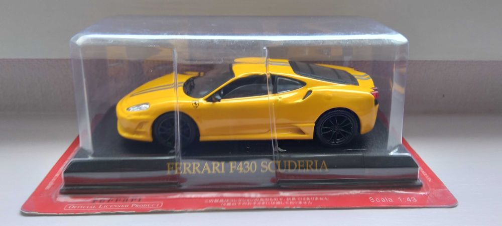 FERRARI  : 8 modelos escala 1/43