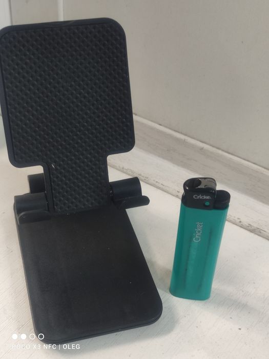 Подставка для  планшета телефона.