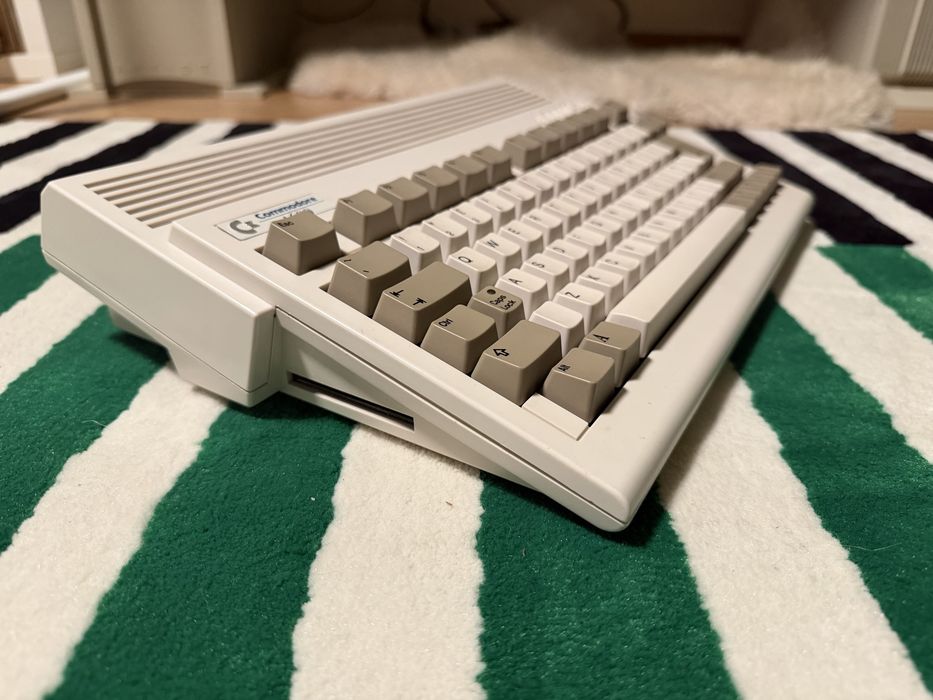 Amiga 600 Furia 68020, 2 MB Chip