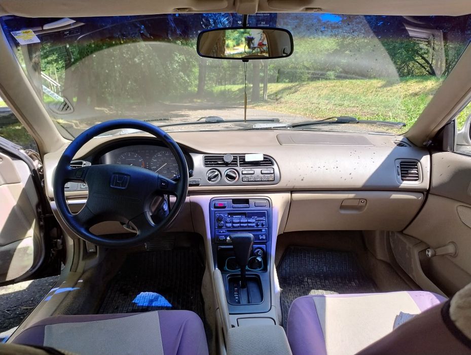 Honda Accord 2.2 Benzyna