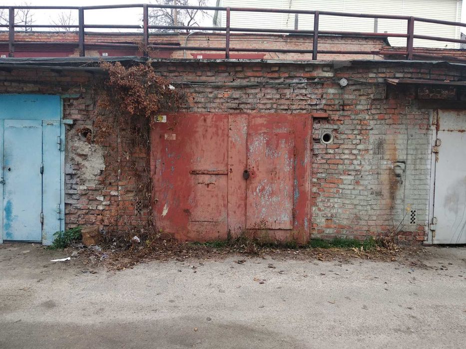 Продам гараж в кооперативі "Олімпійський"